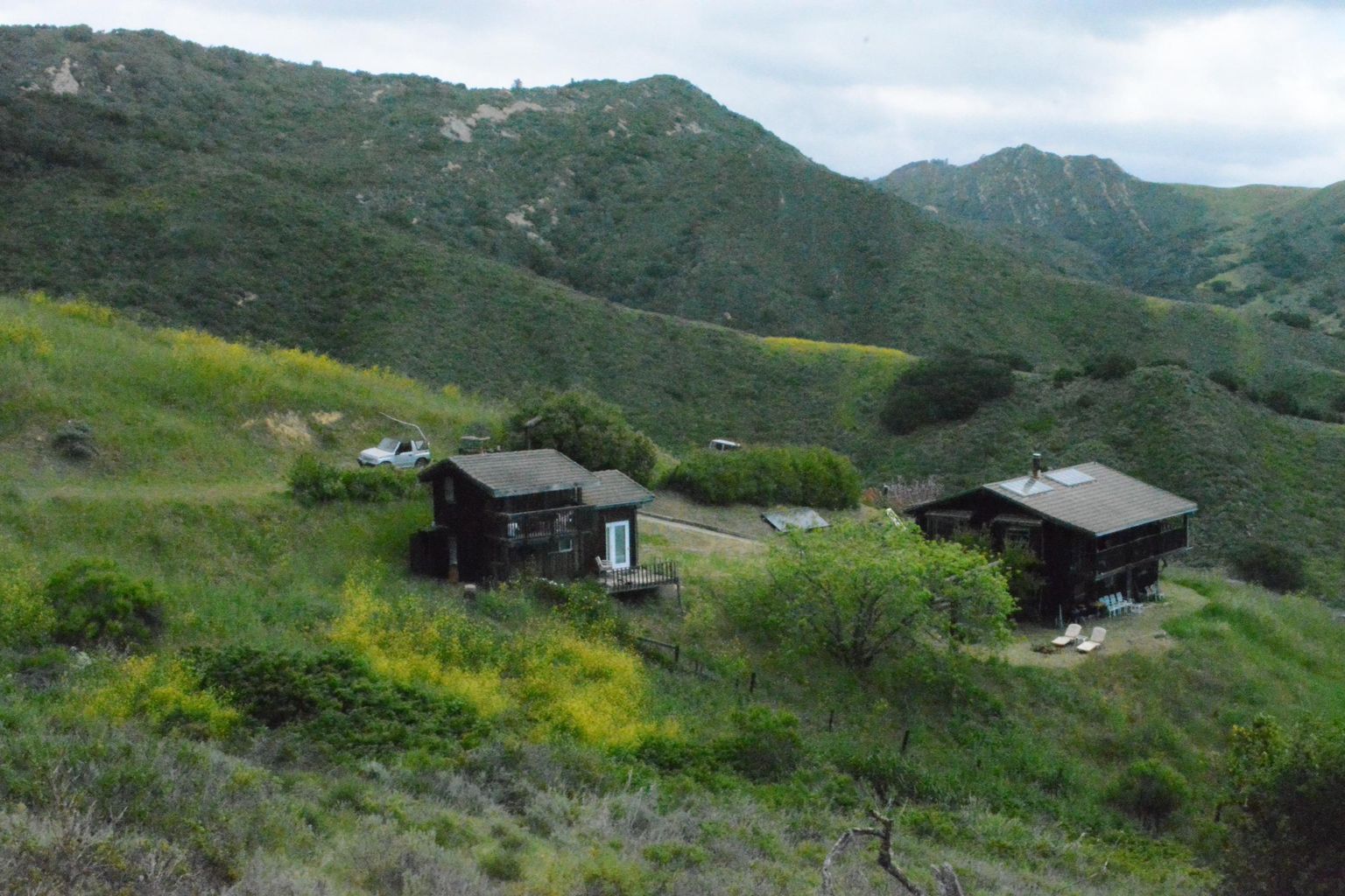 Secluded west end hideout.